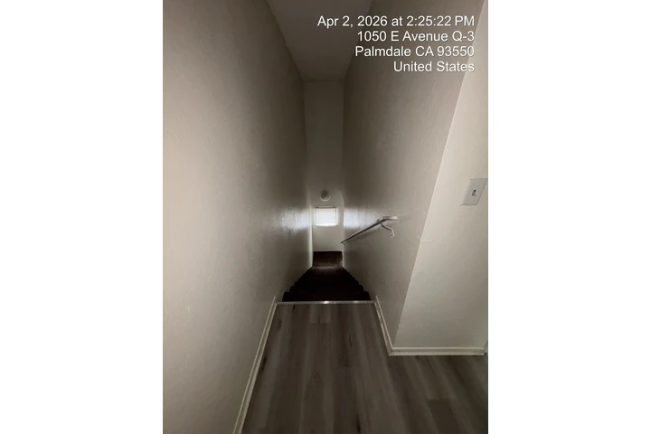 $1850 : 🌟 Townhome de 2 Recámaras image 8