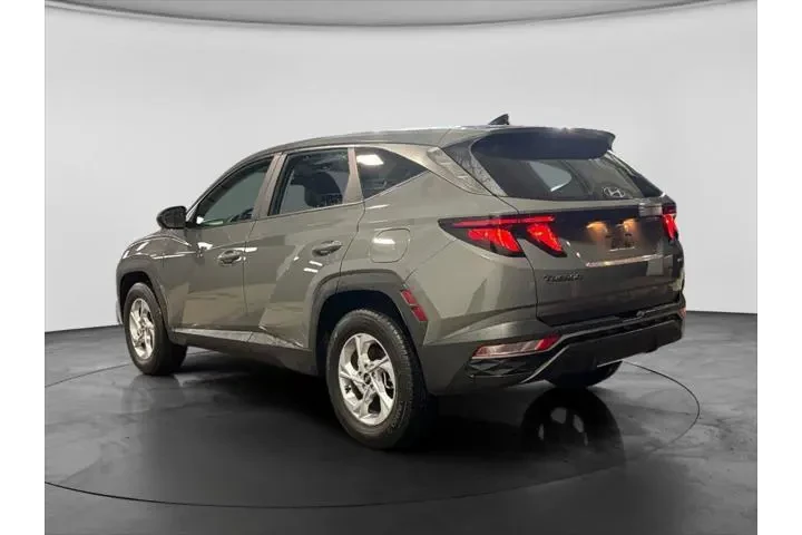 $23736 : Hyundai TUCSON 2024 AWD SE 4 image 6