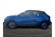 $17854 : Nissan Kicks 2023 SR 4dr Cro thumbnail