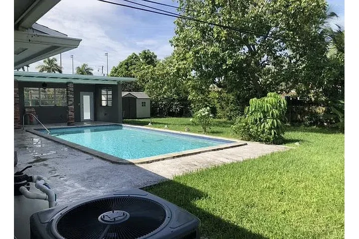$2500 : HOUSE FOR RENT IN MAIMI FL image 5