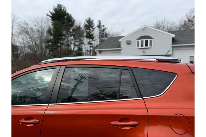 $14999 : 2015 RAV4 XLE image 8