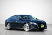 $16921 : Nissan Altima 2024 2.5 SV 4d thumbnail