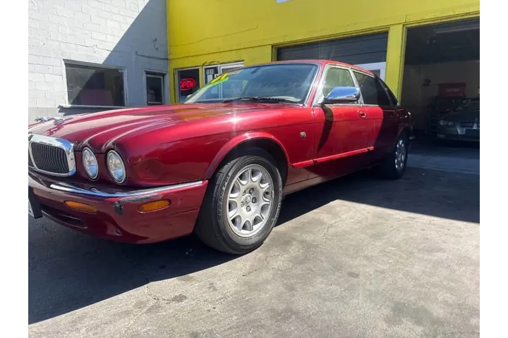 $3750 : 2001 XJ-Series XJ8L image 2