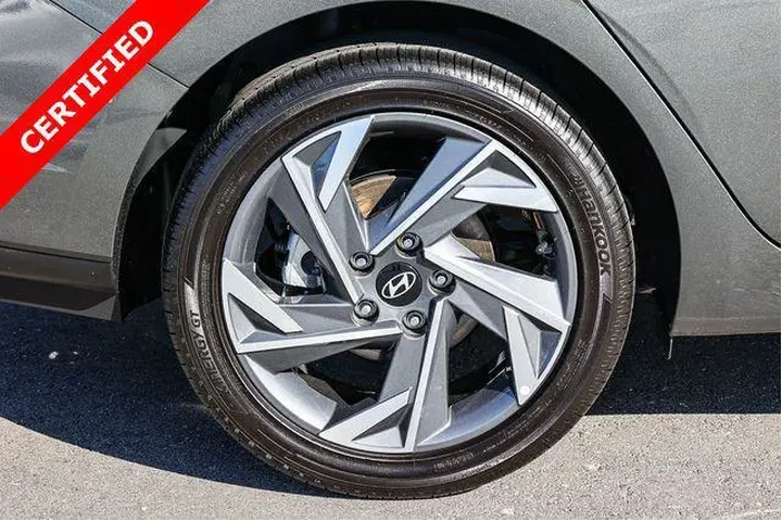 $22198 : Hyundai ELANTRA Hybrid 2025 image 8