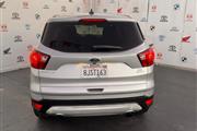 $13495 : Used 2019 Escape SE FWD for s thumbnail