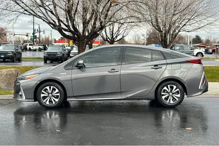$13995 : Toyota Prius Prime 2017 Adva image 5