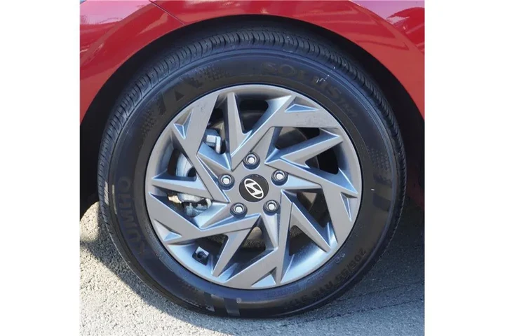 $19500 : 2024 Elantra SEL image 7