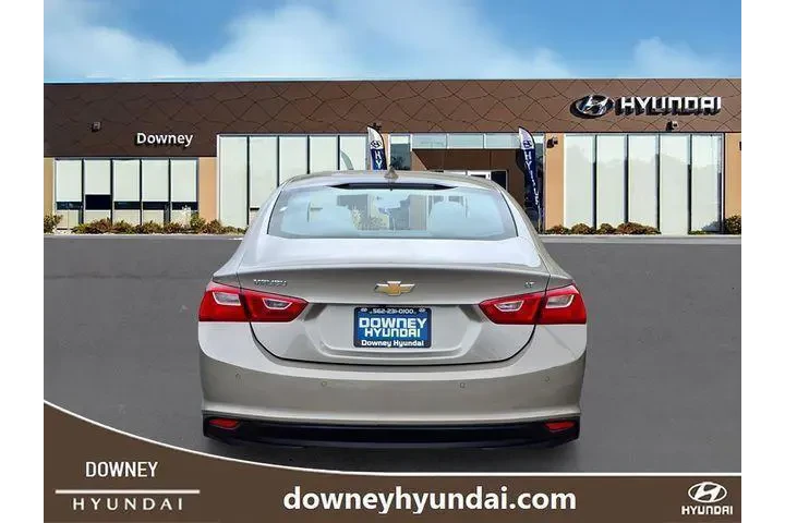 $16962 : Chevrolet Malibu 2023 LT 4dr image 2