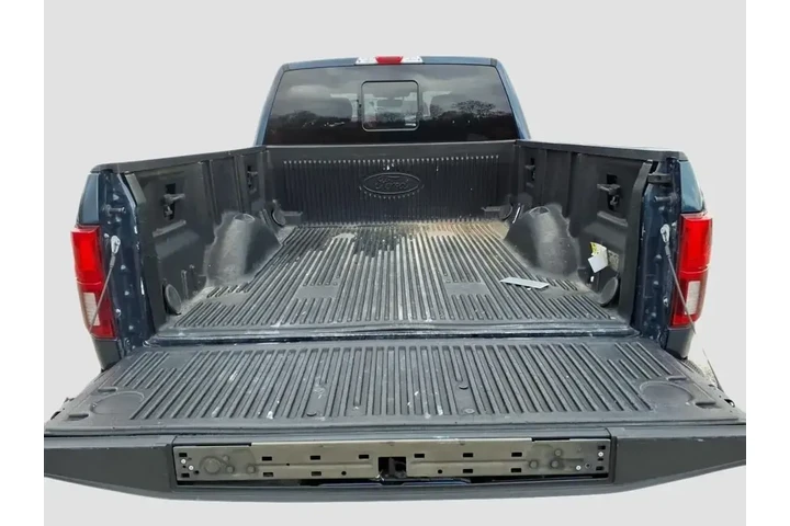 $32789 : Ford F-150 2019 4x4 XLT 4dr image 6