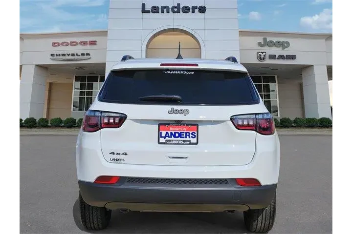 $32815 : Jeep Compass 2026 4x4 Latitu image 4