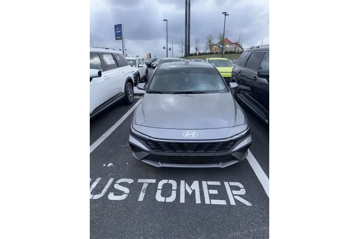 $24391 : Hyundai ELANTRA Hybrid 2025 image 1