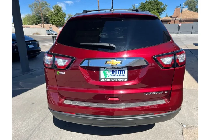 2016 Traverse 2LT FWD image 6