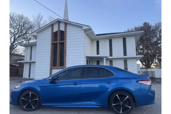 $12999 : 2018 Camry XSE image 8