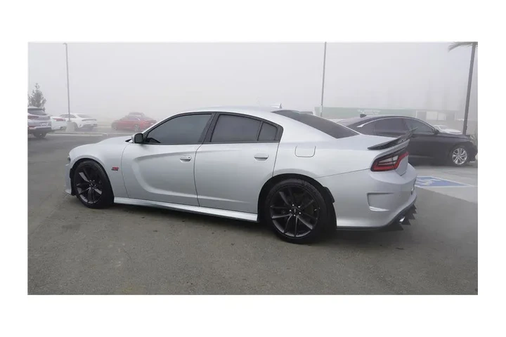 $30984 : 2019 Charger Scat Pack image 7