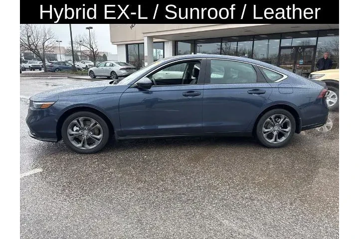 $31500 : Honda Accord Hybrid 2025 EX- image 5