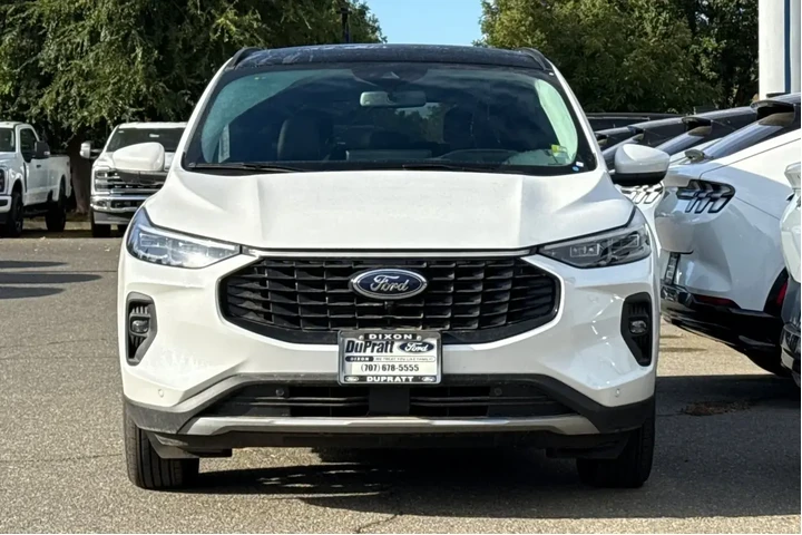 $39550 : Ford Escape Plug-In Hybrid 2 image 9