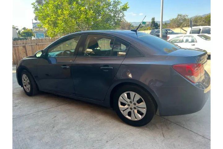 $8300 : 2014 Cruze LS Auto image 7