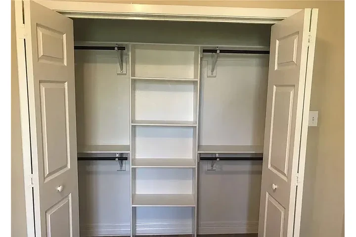 $1250 : RENT AVAILABLE NOW DALLAS TX image 4