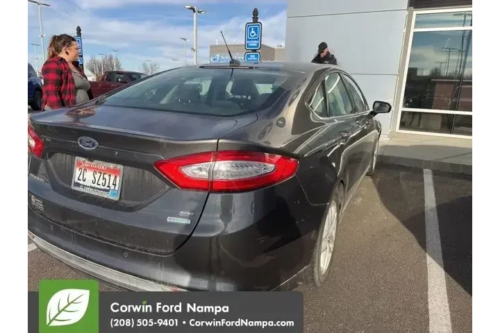 $6905 : Ford Fusion 2015 SE 4dr Seda image 9