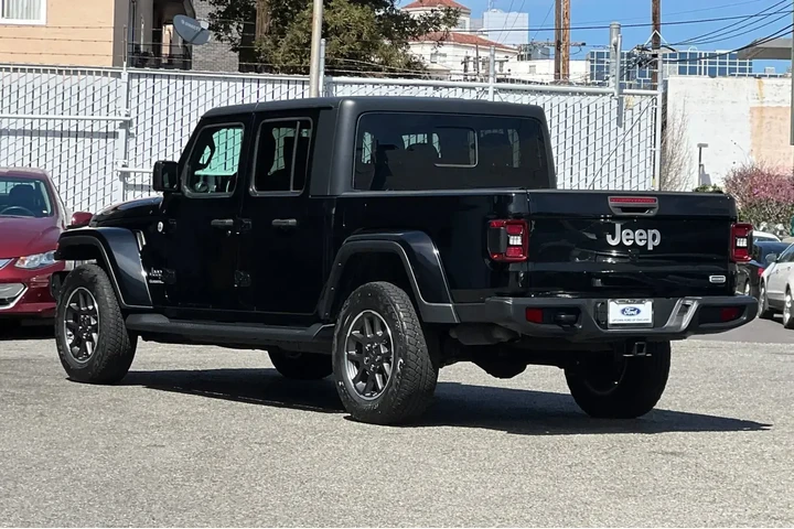 $32995 : Jeep Gladiator 2020 4x4 Over image 6