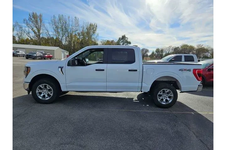 $33500 : Ford F-150 2023 4x4 XLT 4dr image 7