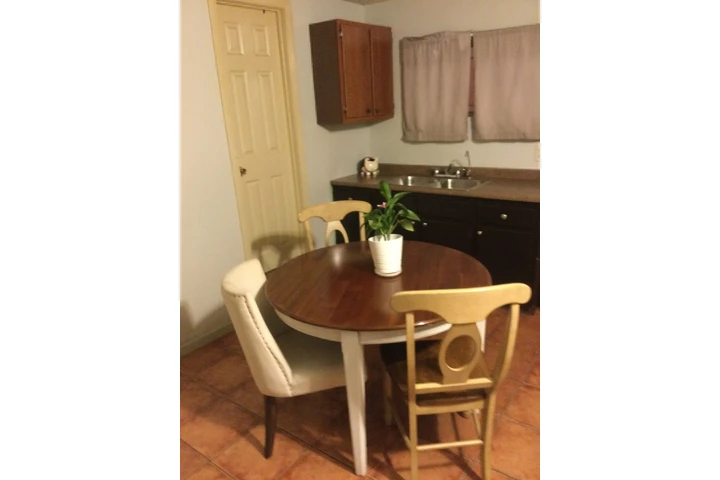 $1575 : STUDIO Amueblado+Wifi+Patio=$1 image 7