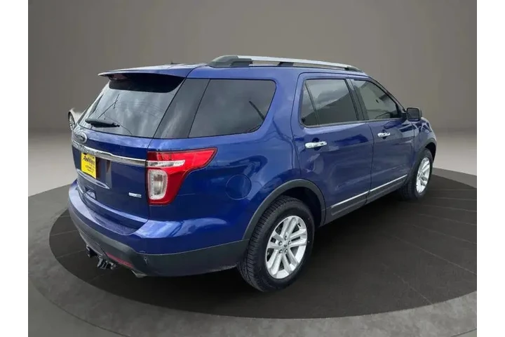 $9900 : 2015 Explorer XLT image 8
