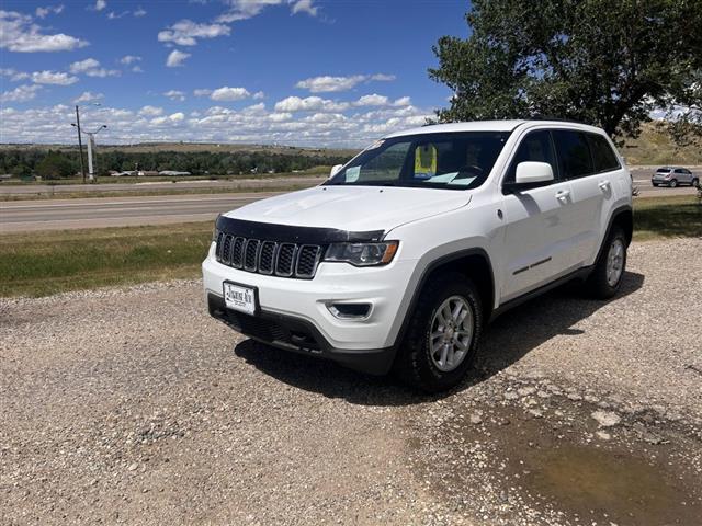 $19495 : 2020 Grand Cherokee image 1