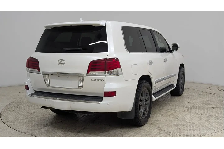 $24999 : Lexus LX 570 2013 AWD 4dr SU image 9