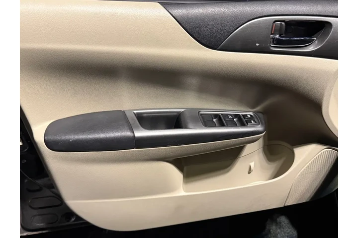 $10500 : 2011 Impreza image 8