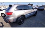$13995 : 2018 Grand Cherokee Laredo thumbnail
