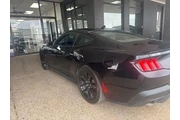$25662 : Ford Mustang 2024 EcoBoost 2 thumbnail