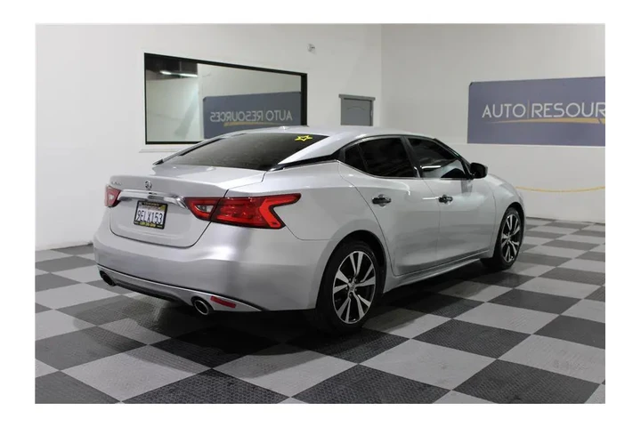 $11999 : Maxima 2017 image 3