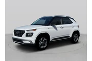 $22920 : Hyundai VENUE 2026 SEL 4dr C thumbnail