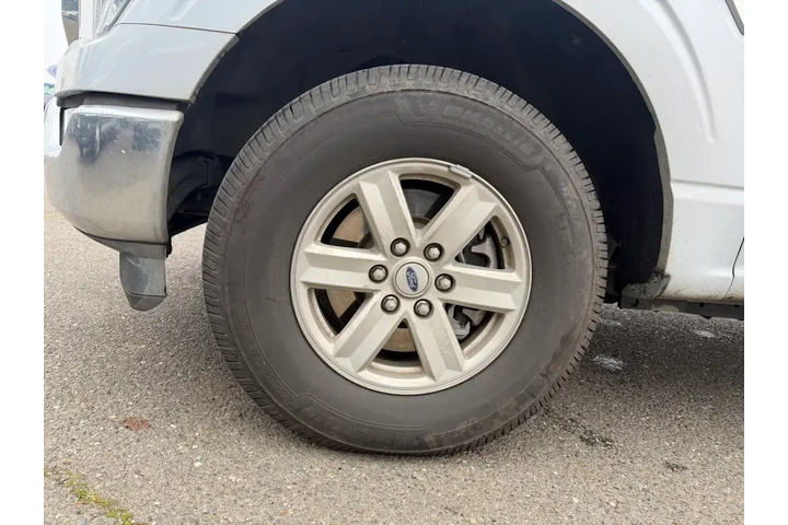 $33850 : Ford F-150 2022 4x4 XLT 4dr image 9