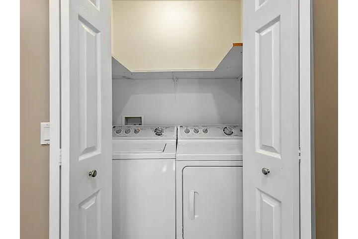 $2400 : 3 Bedroom House In Inglewood image 9