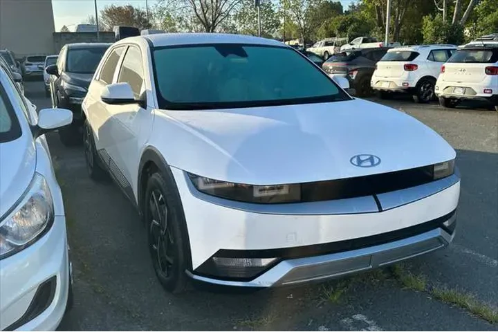 $24990 : Hyundai IONIQ 5 2024 SEL 4dr image 2
