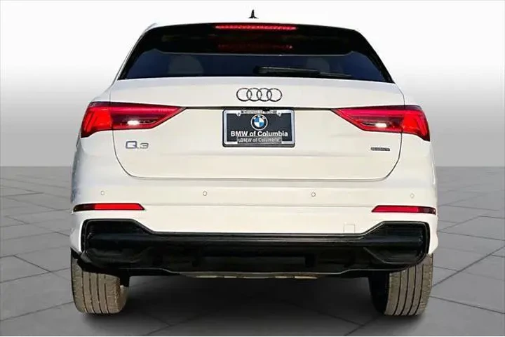 $24498 : Audi Q3 2022 AWD quattro S l image 2