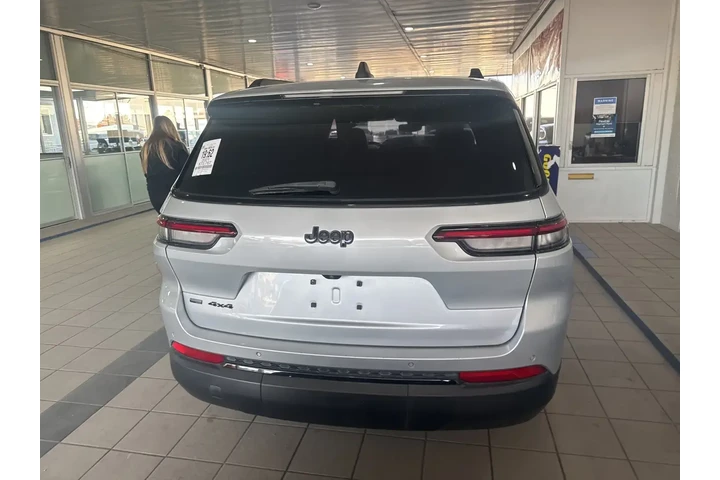 $23977 : Jeep Grand Cherokee L 2021 4 image 6