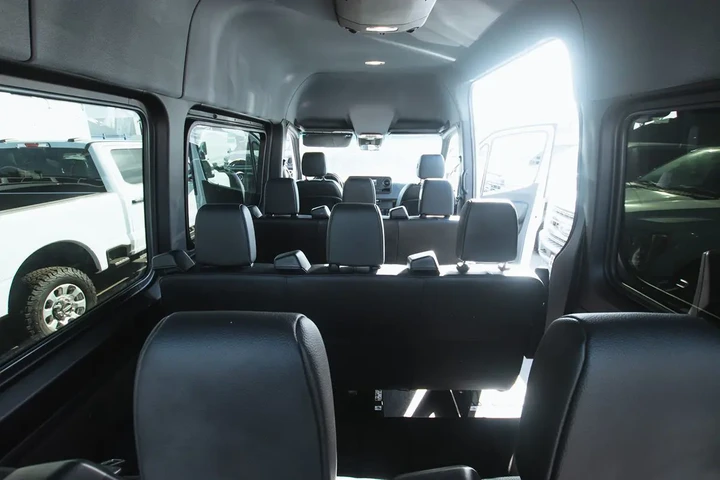 $39995 : 2019 Sprinter Passenger Van 2 image 10