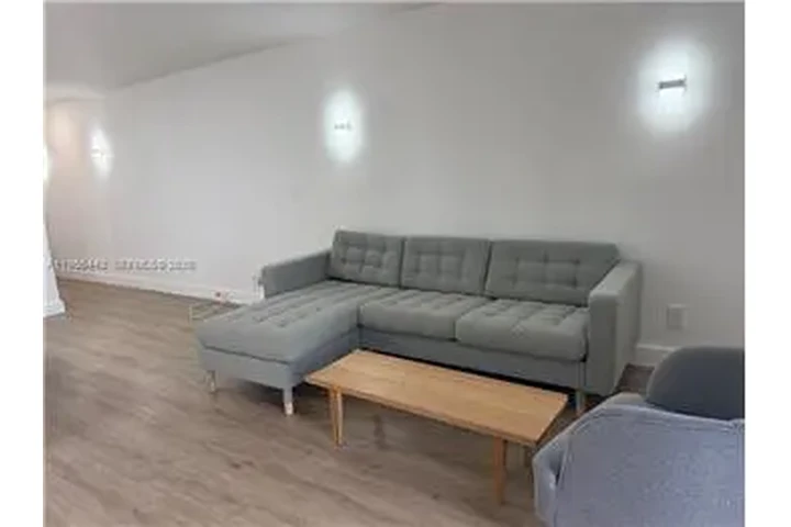 $6900 : Rental property with 2 bedro image 9