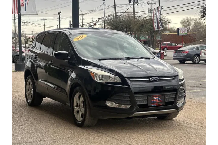 $13499 : 2016 Escape SE image 4