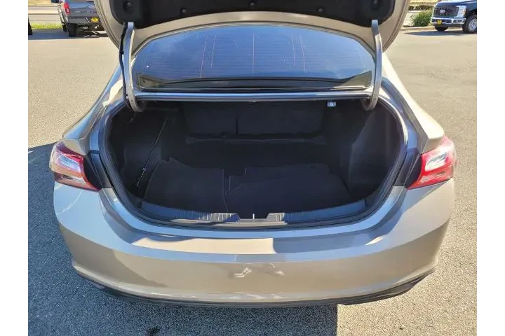 $18900 : Chevrolet Malibu 2022 LT 4dr image 9