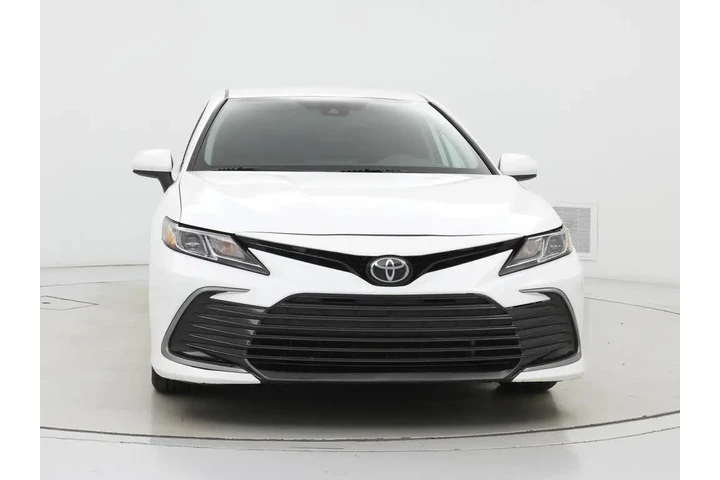 $23998 : Toyota Camry 2023 AWD LE 4dr image 5