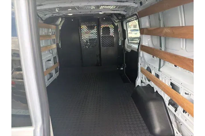 $32990 : Ford Transit 2024 250 3dr SW image 7