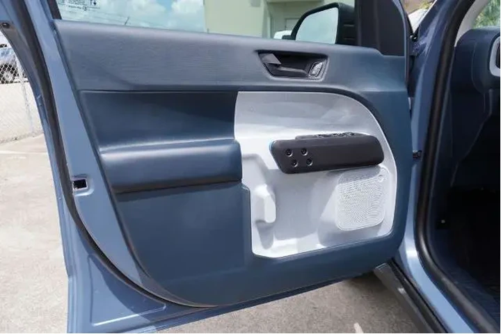 $32788 : Ford Maverick 2025 XLT 4dr S image 8