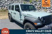 PRE-OWNED 2023 JEEP WRANGLER en Madison WV