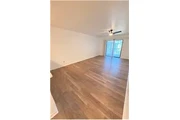 $1300 : Rental property with 2 bedro thumbnail