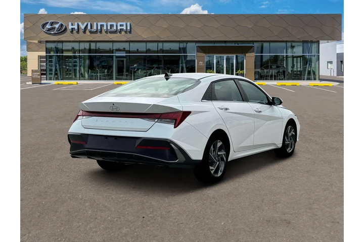 $22000 : Hyundai ELANTRA 2025 SEL Con image 7