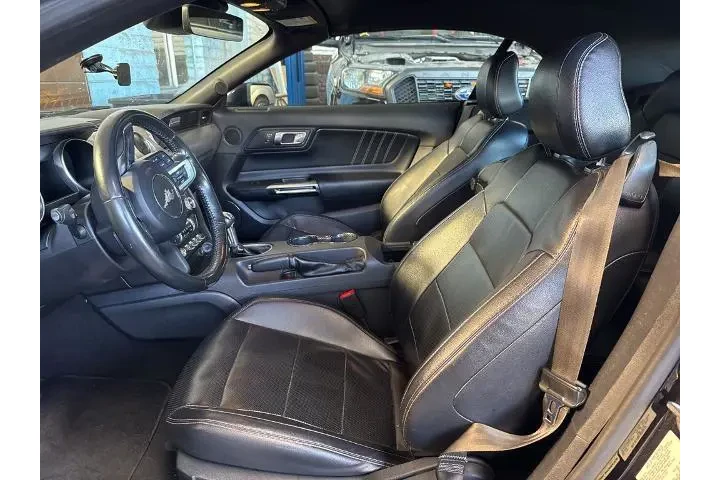 $19510 : Ford Mustang 2021 EcoBoost P image 8